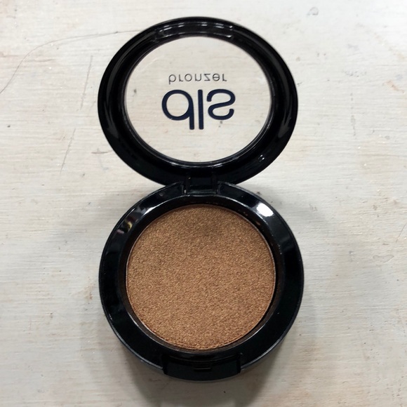 Bronzer - Picture 2 of 2